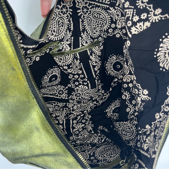 Free People Sparta Green Metallic Leather Oversized Large Crescent Sling Bag NWT - Picture 6 of 7